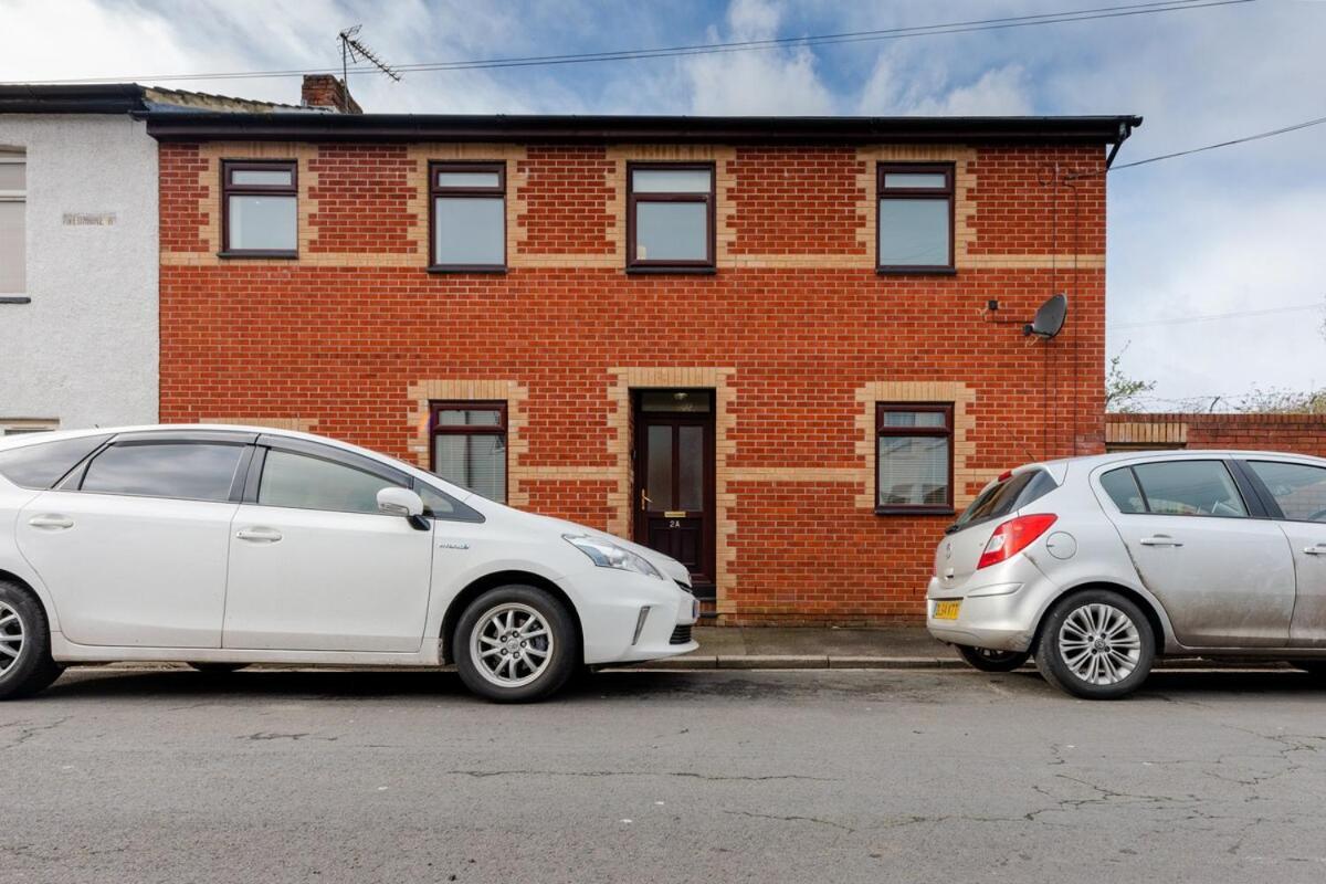 2A Wedmore Road *